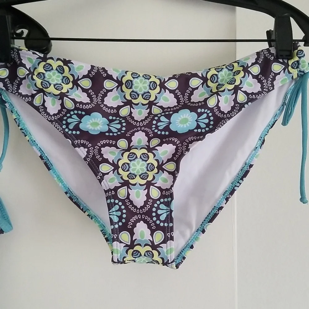 Tankini - Picture 3 of 6
